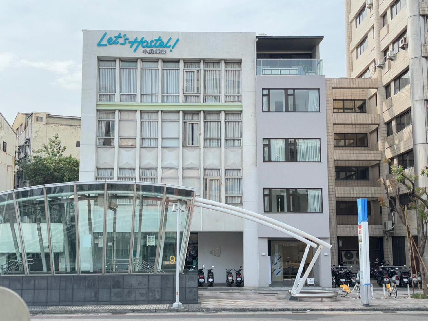 Hotelday Plus Kaohsiung Bagian luar foto