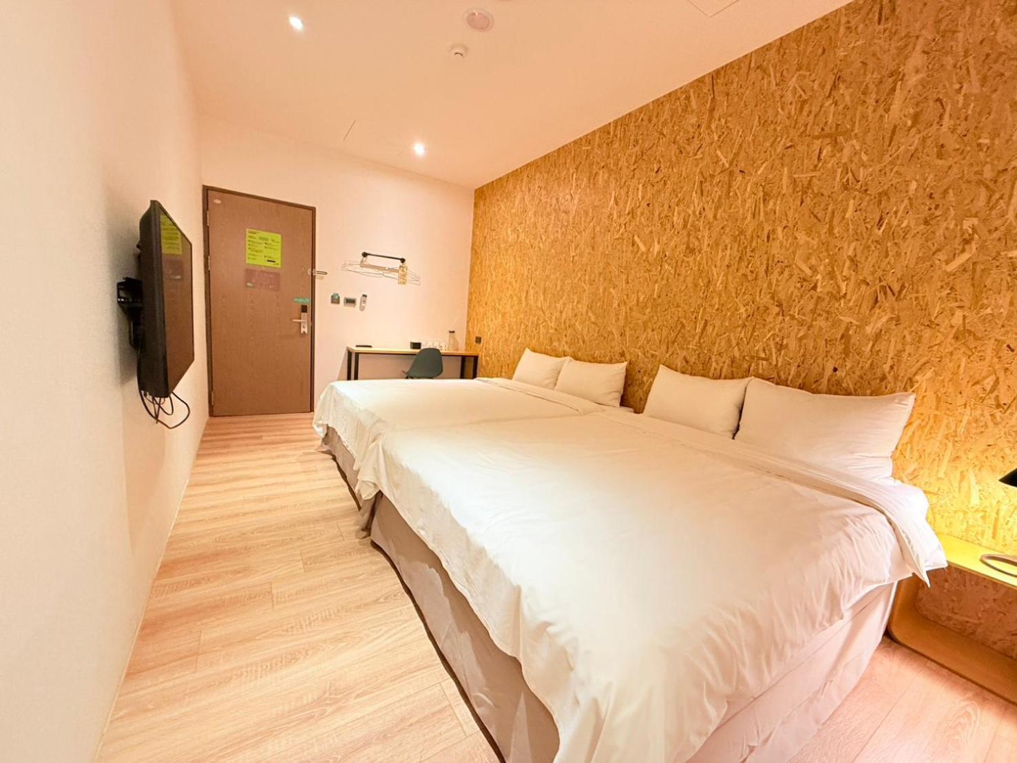 Hotelday Plus Kaohsiung Bagian luar foto